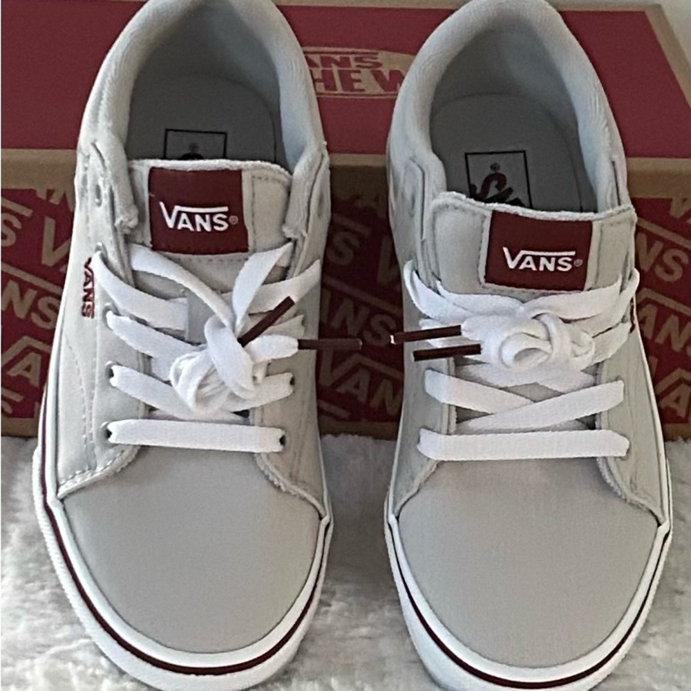 VANS Seldan Pop Lunar Rock Sneakers Shoes Logo Gray Youth Size 2 New In Box